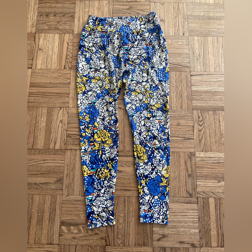 Lularoe Flower Leggings OS